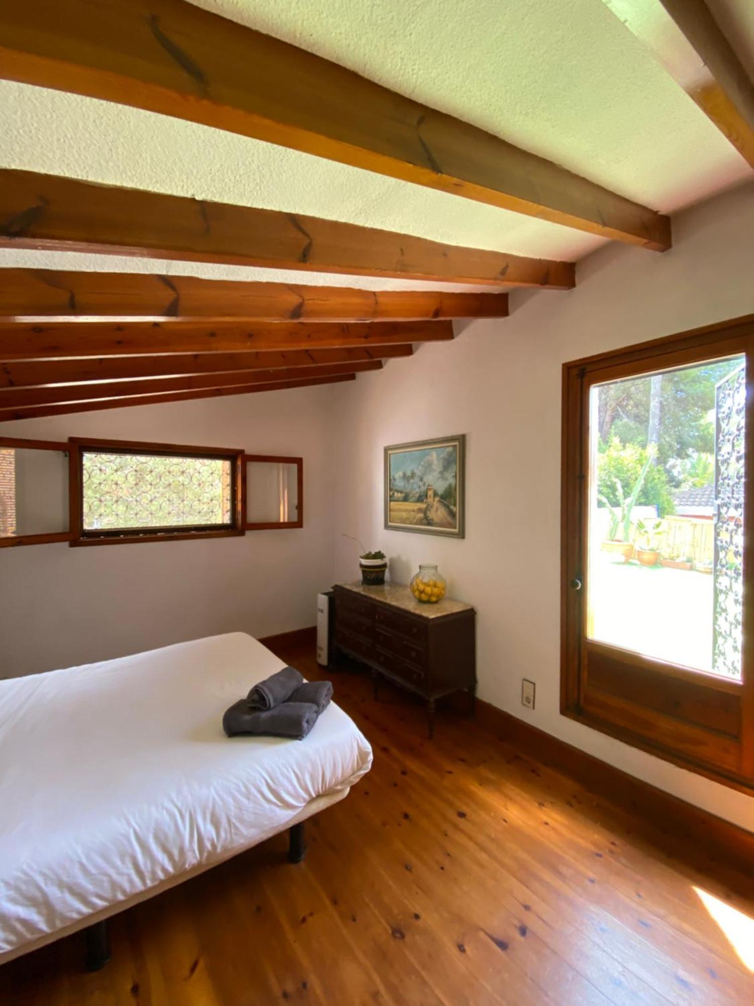 Bed and Breakfast Pink Lemon House Эльче Экстерьер фото