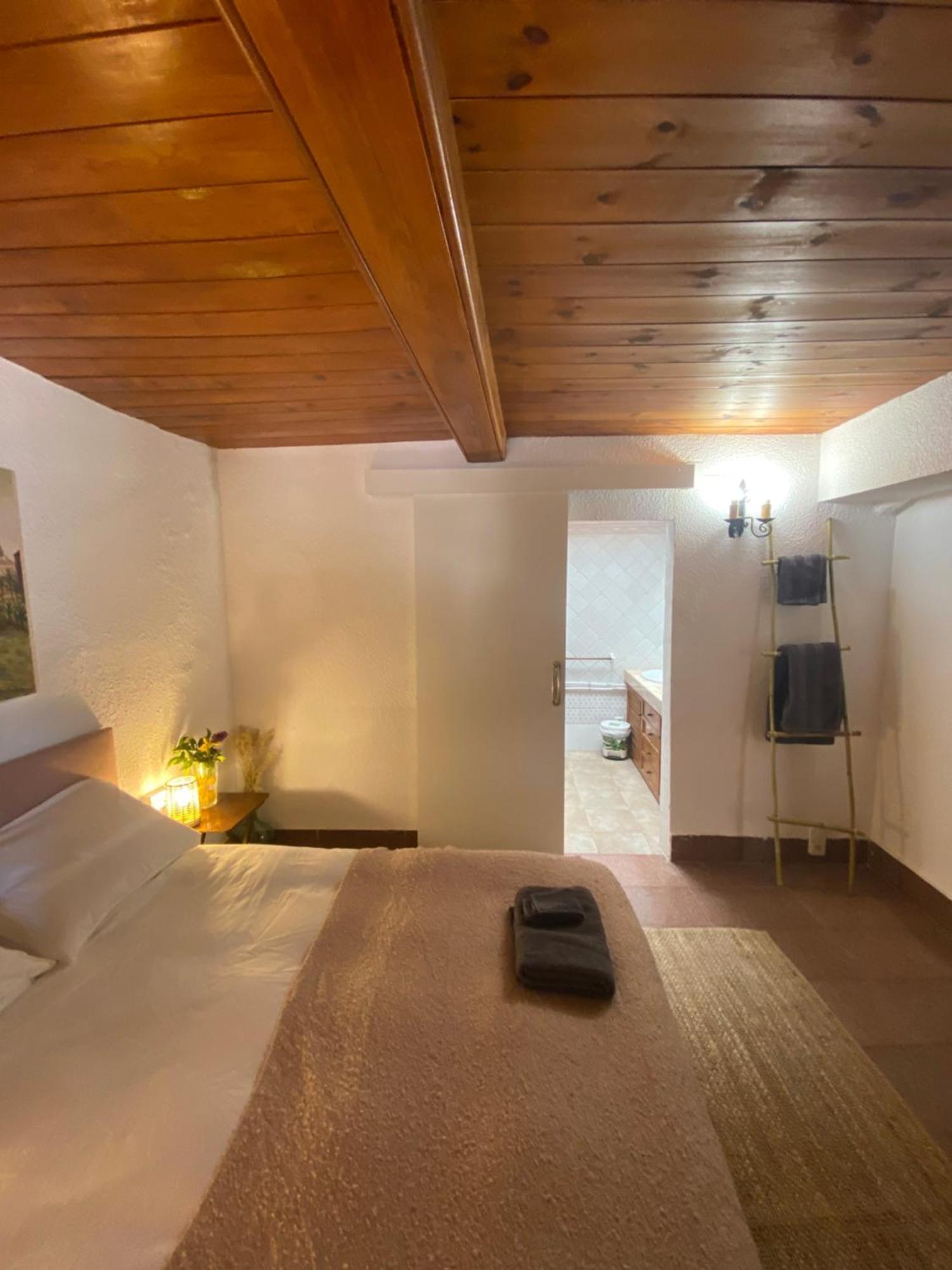 Bed and Breakfast Pink Lemon House Эльче Экстерьер фото