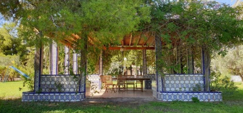 Bed and Breakfast Pink Lemon House Эльче Экстерьер фото